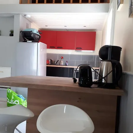 Ferme Marine Renovee, & Commerces A Pied Prázdninový dům